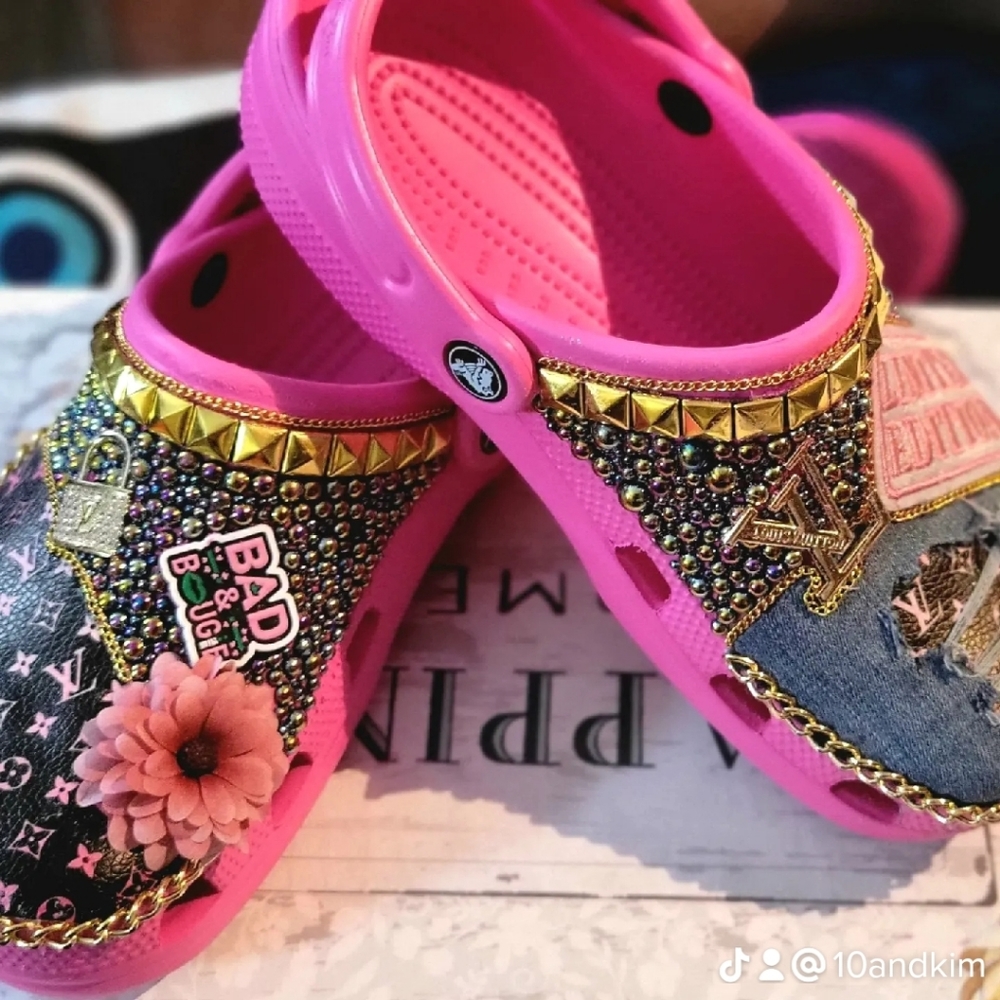 Custom crocs - Picture 6 of 9